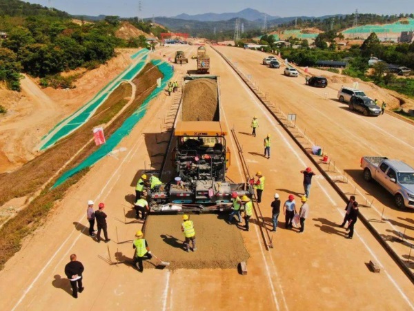 甘孜高速公路